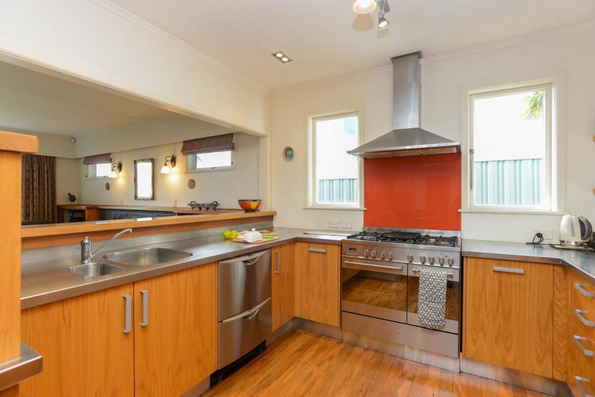 Breakwater Cottage - Napier Holiday Home المظهر الخارجي الصورة