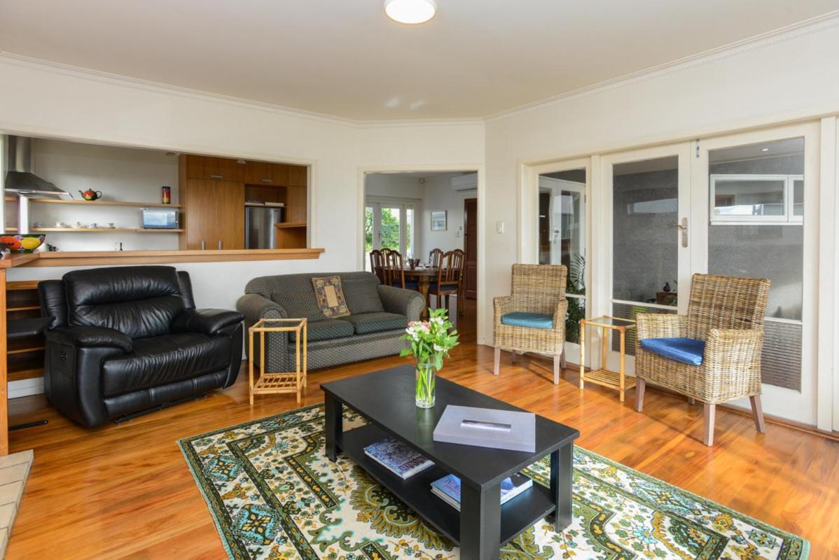 Breakwater Cottage - Napier Holiday Home المظهر الخارجي الصورة